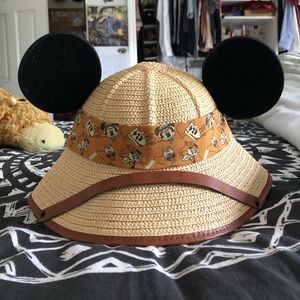 Mickey Disney Safari Hat 🦒